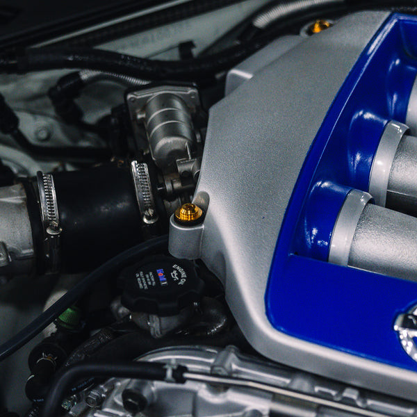 Nissan R35 GT-R Engine Dress Up
