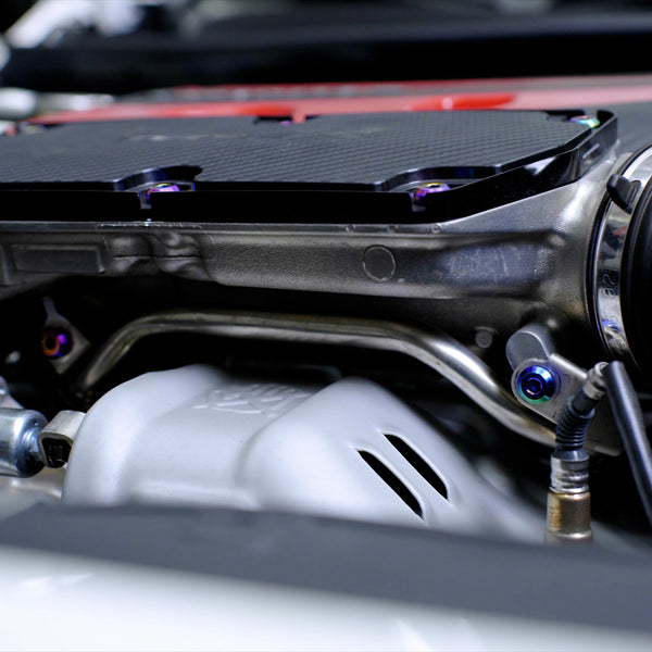 K20C1 turbo water pipe titanium dress up bolts installed on Honda Civic Type R engine