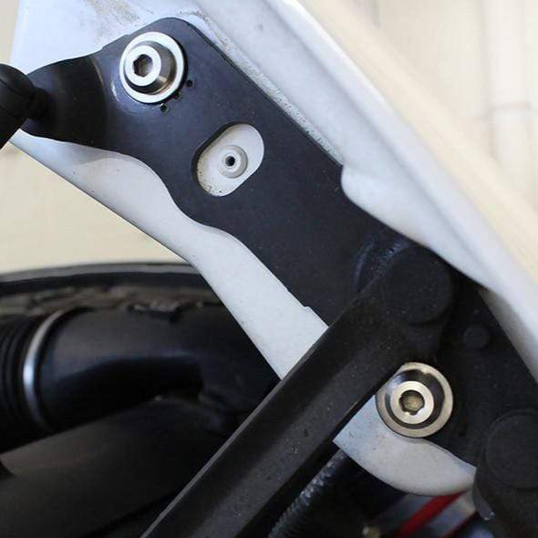 Chevrolet C5 Corvette & Z06 (1997-2004) Titanium Dress Up Bolts Engine Bay Kit - DressUpBolts.com