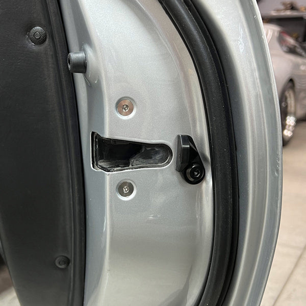 Supra Door Latch